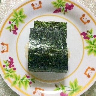 わらびと梅干しのおにぎり